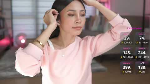 Snapshot of belle_adrienne chatting on February 2025 01:29:02 AM Belle Adrienne  IG  online show from February 2025 01:29:02 AM