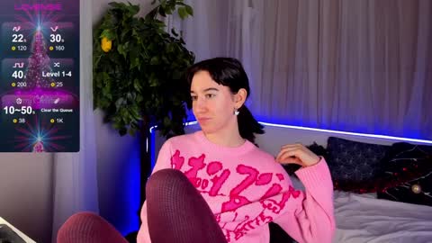 Bella online show from December 2024 01:41:01 PM