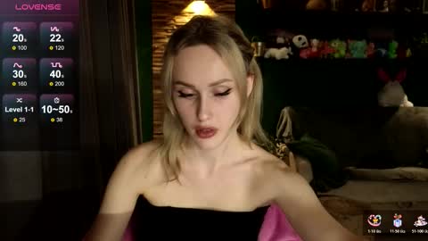 Belle online show from November 2025 11:16:02 AM