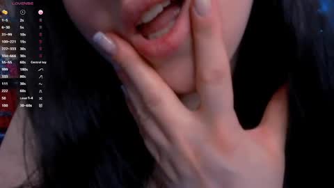 Hello I am kind friendly and cute girl online show from April 2026 07:03:01 AM