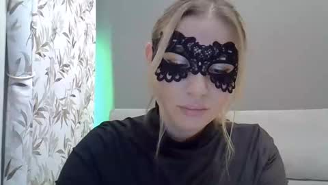 Demi Moore online show from January 2025 07:35:01 PM