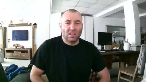 Robert  1984 online show from May 2026 07:36:01 AM