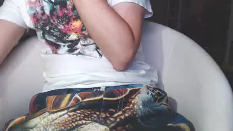 benijamin online show from July 2026 09:33:02 PM