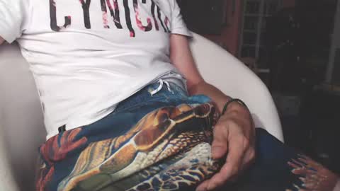 benijamin online show from July 2026 08:55:01 PM