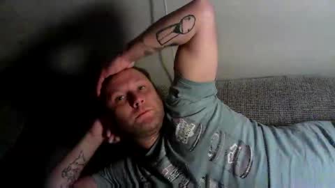 benizio online show from September 2025 09:53:01 PM