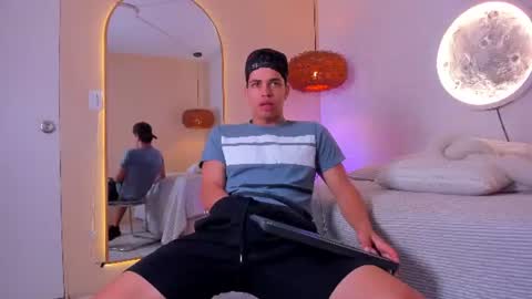 BENJAMIN online show from June 2026 02:53:01 AM