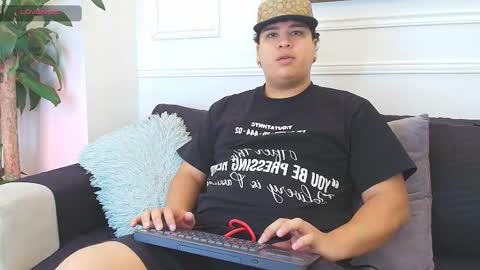 bennett_alejoo online show from November 2025 06:21:01 PM