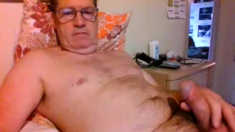 Snapshot of bennybutterfly007 chatting on May 2026 07:47:01 AM bennybutterfly007 online show from May 2026 07:47:01 AM