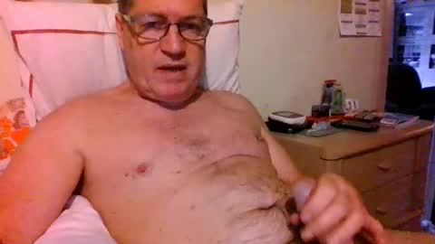 Snapshot of bennybutterfly007 chatting on June 2026 05:12:02 PM bennybutterfly007 online show from June 2026 05:12:02 PM