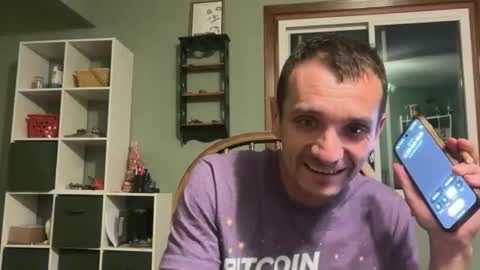Snapshot of bennymn chatting on May 2026 02:42:01 AM benny and innocentvixon online show from May 2026 02:42:01 AM