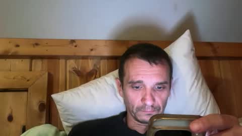 Snapshot of bennymn chatting on May 2026 05:53:01 PM benny and innocentvixon online show from May 2026 05:53:01 PM