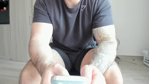 Snapshot of benthebodybuilder chatting on May 2026 10:40:02 PM Ben Braxton online show from May 2026 10:40:02 PM