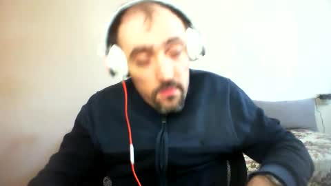 bentish online show from February 2025 08:29:01 AM