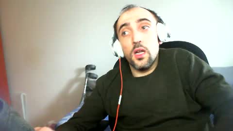 bentish online show from February 2025 01:59:01 PM