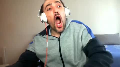 bentish online show from February 2025 12:55:02 PM