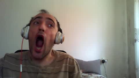Snapshot of bentish chatting on June 2026 06:40:01 AM bentish online show from June 2026 06:40:01 AM