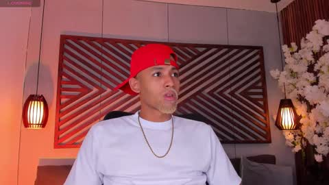 bento_fox online show from November 2025 03:39:02 AM