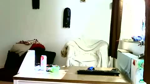 Benutzmich0800 online show from September 2025 02:50:01 PM