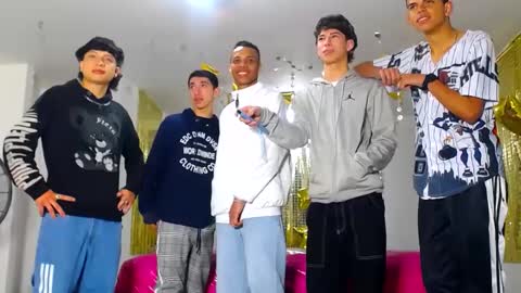 benz boys online show from February 2025 12:11:01 PM