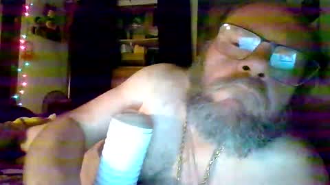 bergeeric1970 online show from April 2026 04:02:02 AM