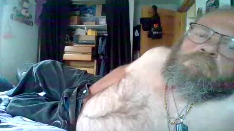 bergeeric1970 online show from May 2026 08:16:02 PM