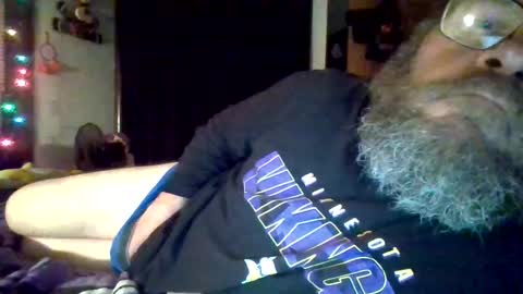 bergeeric1970 online show from May 2026 07:46:02 AM