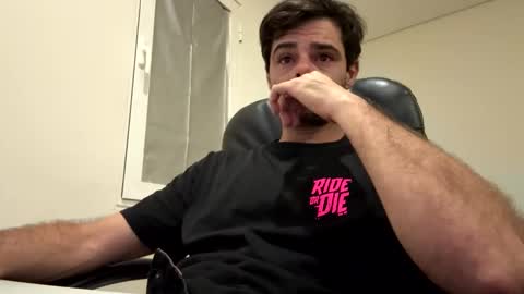 Berltex online show from November 2025 01:41:02 AM