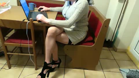 Bernadetanylon online show from February 2026 07:16:01 AM