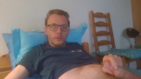 Bernie online show from March 2026 02:33:02 PM