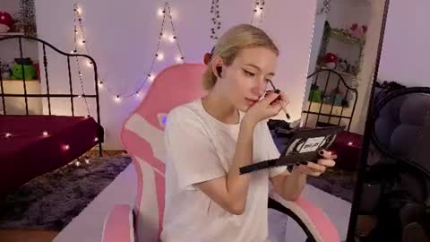 Hi Im NikaComing back online on Monday 3 online show from July 2026 11:13:02 AM