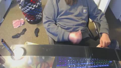 Best Kept Secret23 online show from December 2025 08:39:01 PM