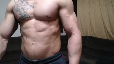 Snapshot of bestmuscle chatting on June 2026 08:59:02 PM bestmuscle online show from June 2026 08:59:02 PM
