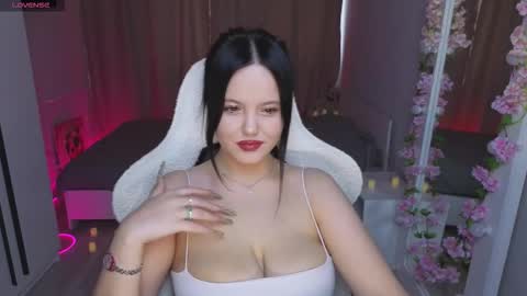 Betty online show from October 2025 01:22:01 PM