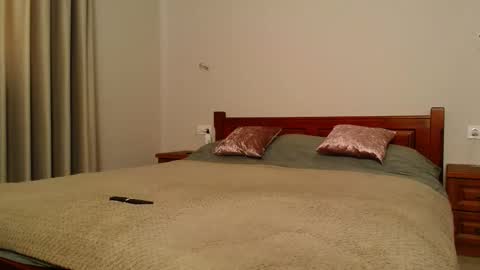 betty_sw online show from February 2025 12:29:02 PM