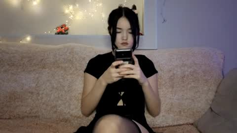 Adriana online show from March 2026 10:04:01 AM
