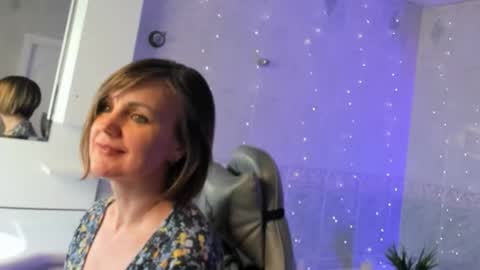 Snapshot of bettygibsonn chatting on March 2026 08:09:01 AM Betty online show from March 2026 08:09:01 AM