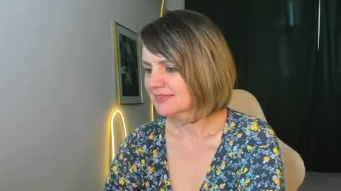 Snapshot of bettygibsonn chatting on April 2026 08:14:01 AM Betty online show from April 2026 08:14:01 AM