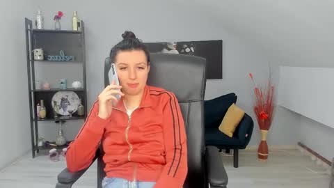 bettyjamess online show from January 2026 07:01:02 AM