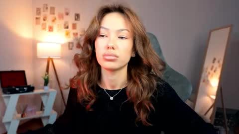 Snapshot of beverlyclub chatting on March 2026 01:03:02 PM Lilly online show from March 2026 01:03:02 PM