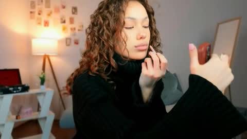 Snapshot of beverlyclub chatting on March 2026 11:48:02 AM Lilly online show from March 2026 11:48:02 AM