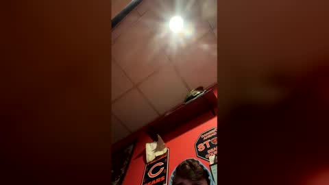 bezerk_bray online show from May 2026 12:21:02 PM