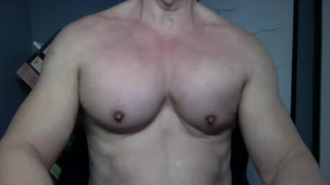 BGDKMUSCLEGUY - SELECTED BY CHATURBATE AS A TOP BROADCASTER FOR 2023 online show from October 2025 05:12:01 PM
