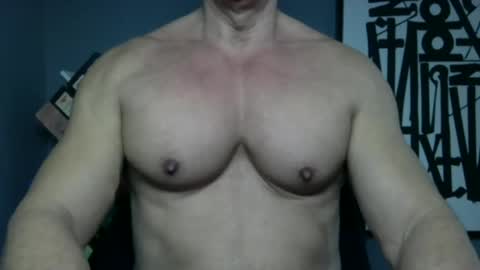 BGDKMUSCLEGUY - SELECTED BY CHATURBATE AS A TOP BROADCASTER FOR 2023 online show from April 2026 05:39:01 PM
