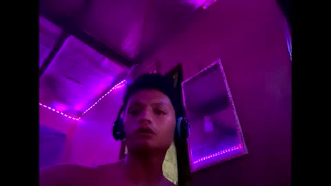 Snapshot of bhillrhey121103 chatting on January 2025 04:48:02 PM bhillrhey121103 online show from January 2025 04:48:02 PM