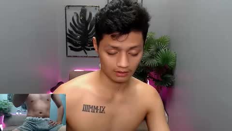 Snapshot of bhillrhey121103 chatting on November 2025 12:42:01 AM bhillrhey121103 online show from November 2025 12:42:01 AM