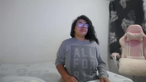 Bianca Tuesday to Sunday from 2am to 6am UTC-5 online show from October 2025 09:10:01 AM