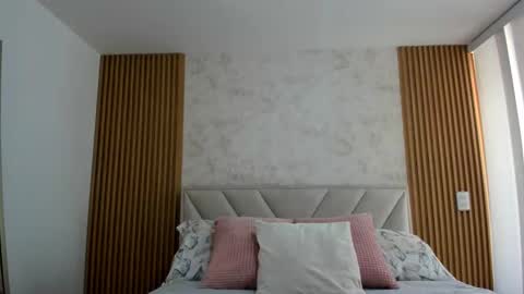 bianca online show from April 2026 06:35:01 PM