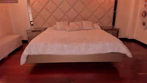 Bianca Pierce online show from February 2026 11:53:02 AM