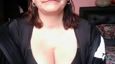 biancasteel online show from June 2026 05:02:02 PM