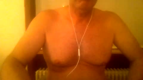 Snapshot of bieben1985 chatting on August 2026 08:14:01 PM Ben online show from August 2026 08:14:01 PM